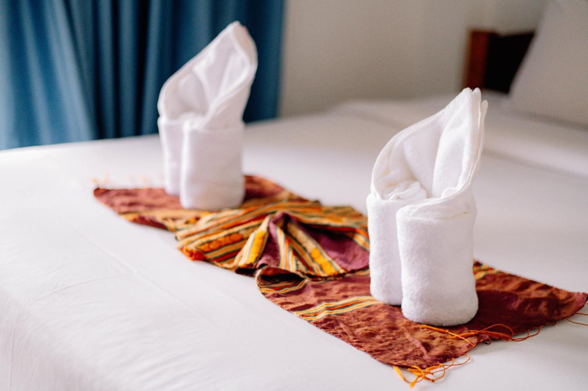 Lisha The Grand Riverside Hotel Vang Vieng Ngoại thất bức ảnh