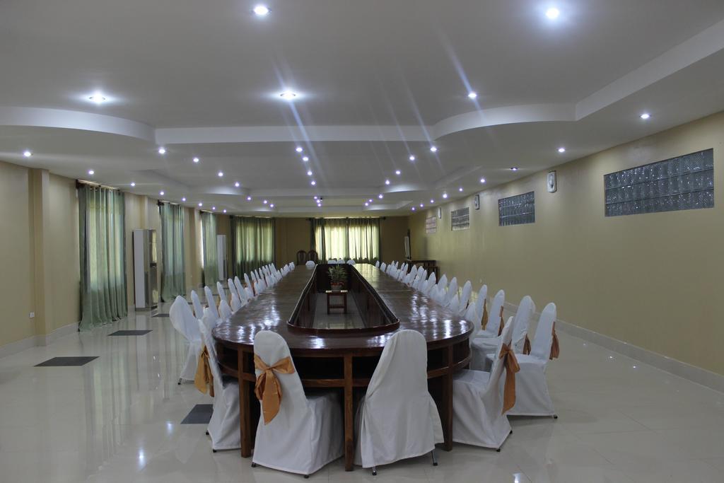 Lisha The Grand Riverside Hotel Vang Vieng Ngoại thất bức ảnh