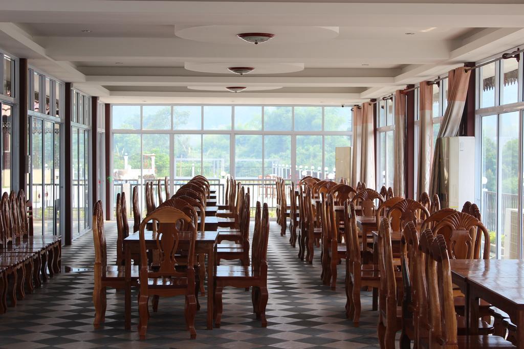 Lisha The Grand Riverside Hotel Vang Vieng Ngoại thất bức ảnh